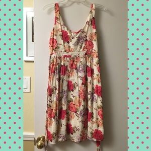 Vintage-Inspired Flowered Sundress